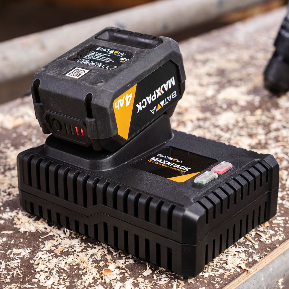 Carregador rápido 4.0A BATAVIA Coleção Maxxpack 18V